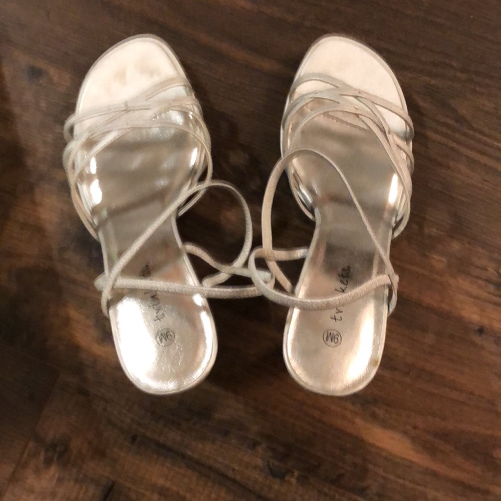 Silver dress shoes - Picture 5 of 9